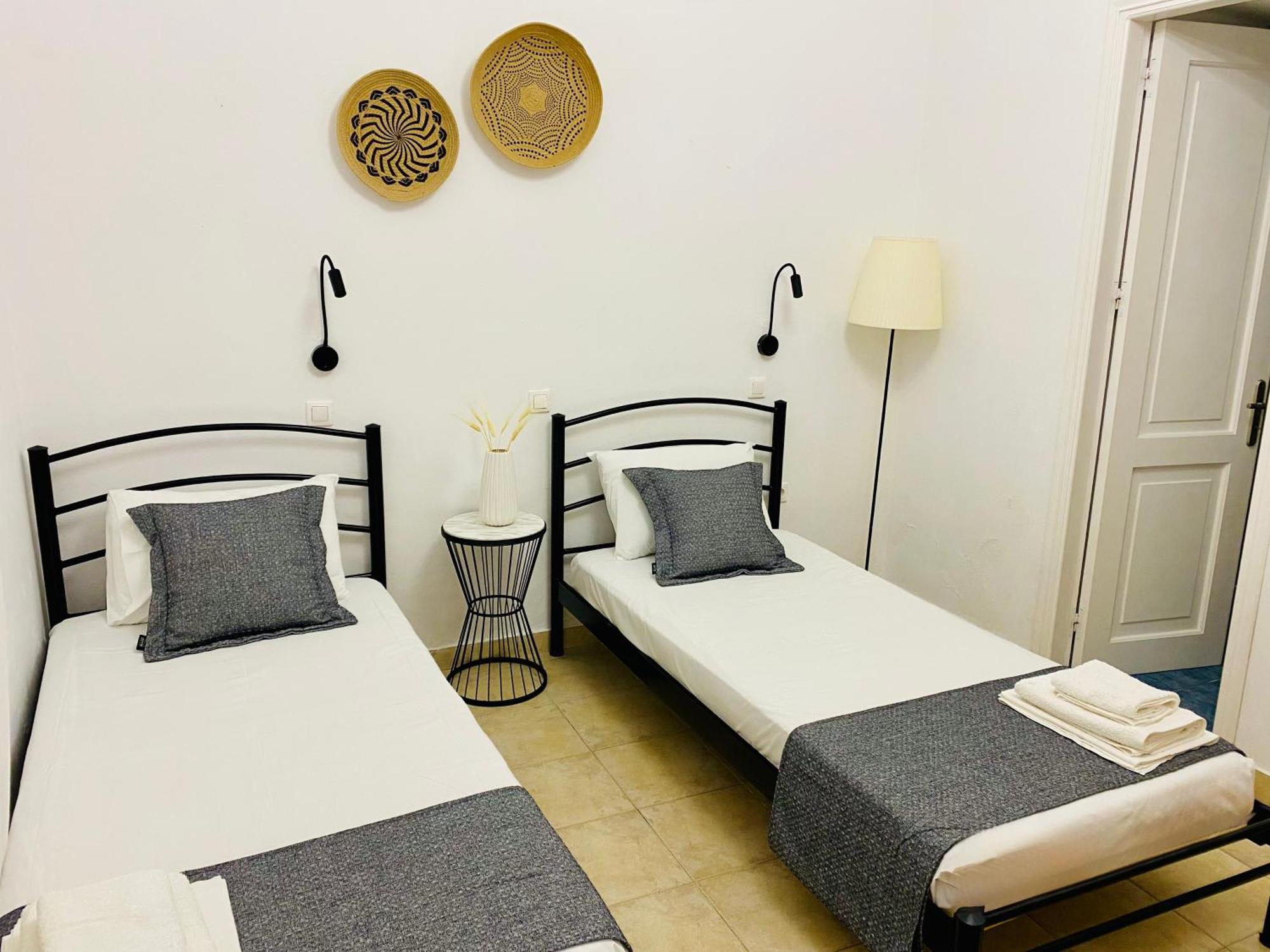 Villa Jenny Stylianou Spetses Town Exterior photo